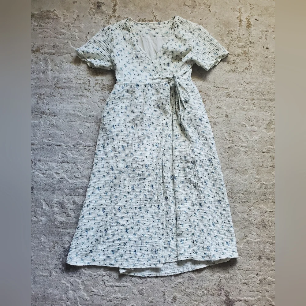 Neuflora Fall River Dress - Picture 2 of 3